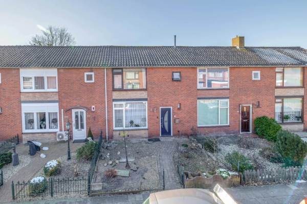 Woning Graaf Adolfstraat 25 Oude Pekela