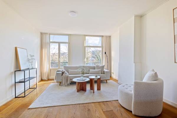 Woning J.J. Cremerplein 542 Amsterdam