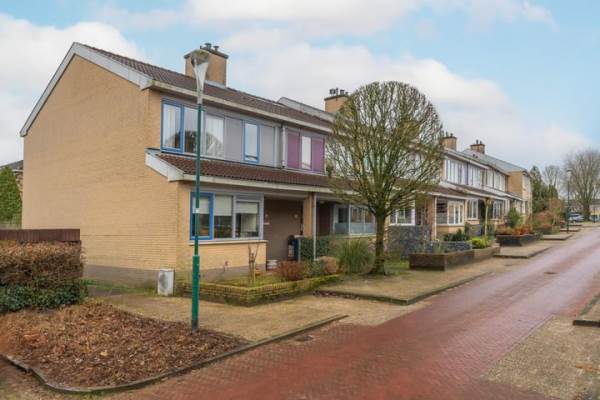 Woning Vuurvlinderberm 2 Houten