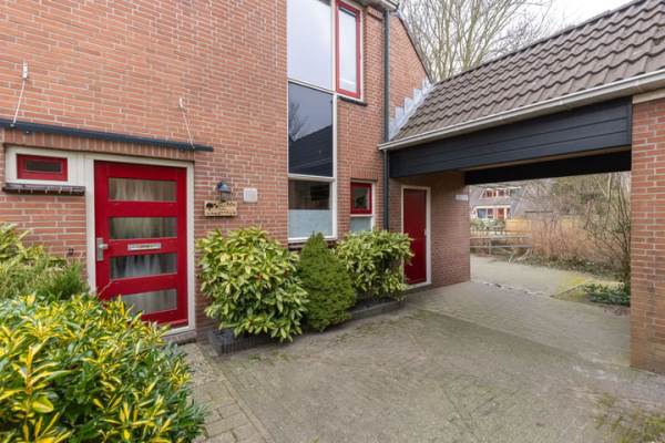 Woning Kosterstuin 106 Zwaag