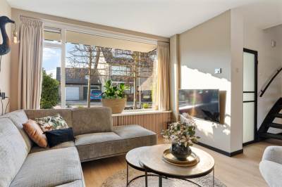 Woning Dr. Albert Schweitzerlaan 27 Benthuizen