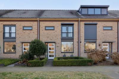 Woning Elzenseloop 30 Heesch