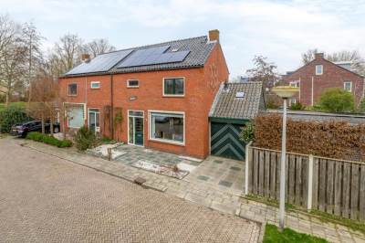 Woning Wilhelminaplein 4 Zwartewaal