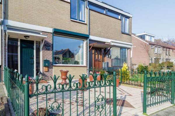 Woning Bernhardstraat 9 Nieuw-Beijerland
