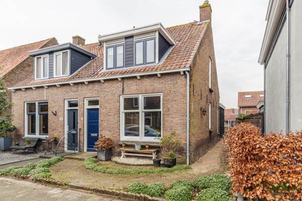 Woning Emmastraat 33 Oud-Beijerland
