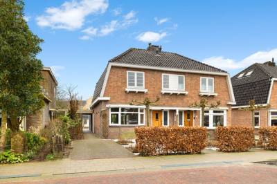 Woning Raadhuislaan 33 Hoofddorp