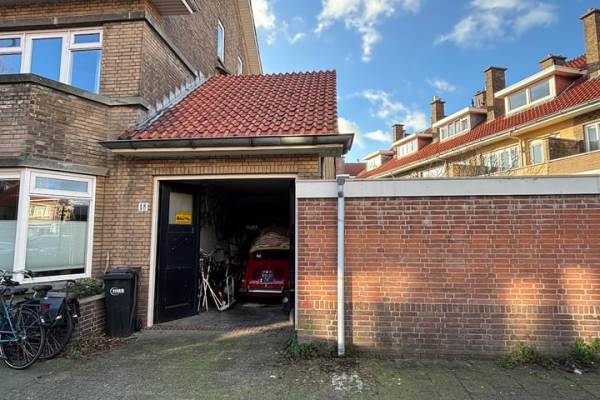 Garage Namensestraat 18 Den Haag