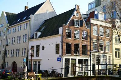 Woning Groenburgwal 1 Amsterdam
