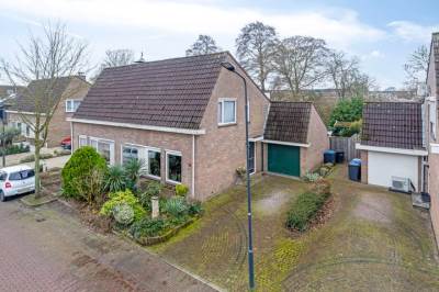Woning Esdoornstraat 14 's-Gravenpolder