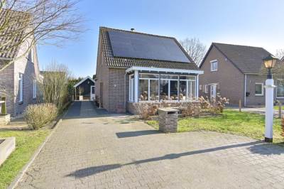 Woning Kerkweg 14 Tiendeveen (Gem. Hoogeveen)