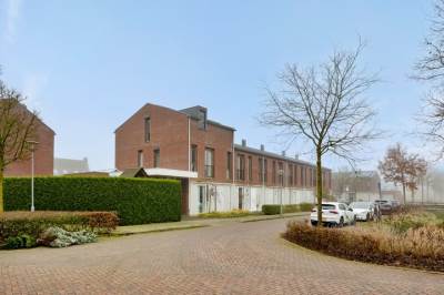 Woning Donkervoortseloop 28 Heesch