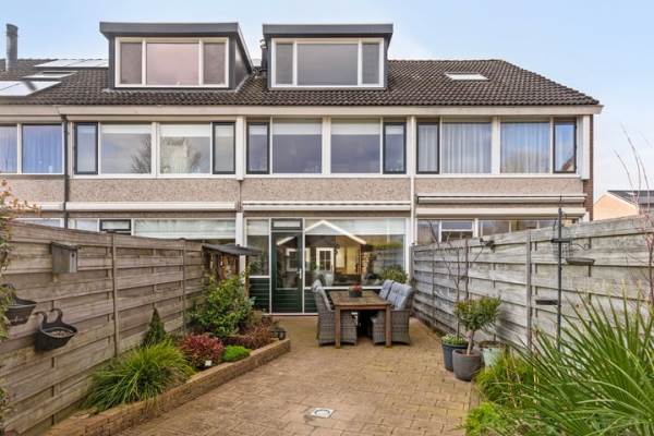 Woning Damaststraat 62 's-Gravendeel