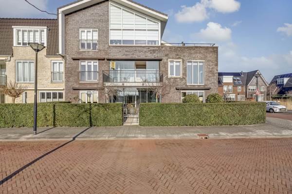 Woning Saturnuslaan 10 Zuidland