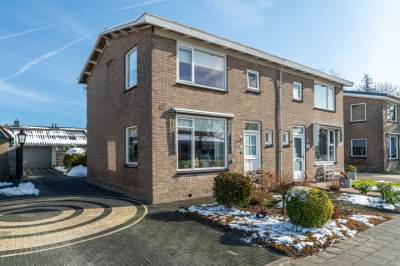 Woning van Scheltingalaan 43 Kollum