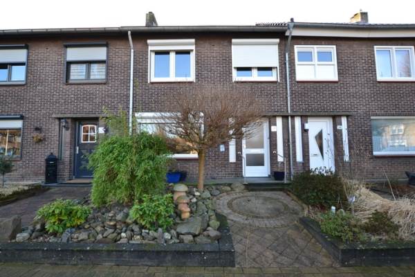 Woning Dr.Poelsstraat 26 Kerkrade