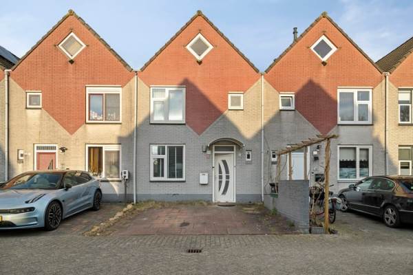 Woning Hofstedestraat 15 Almere