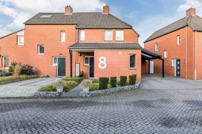 Woning De Pinksterbloem 8 Budel