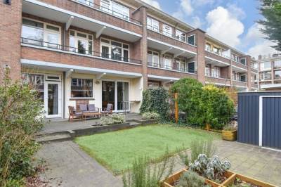 Woning Adama van Scheltemastraat 25 Voorburg