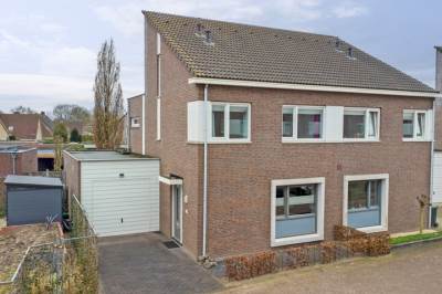 Woning Schouwland 12 Rijsbergen