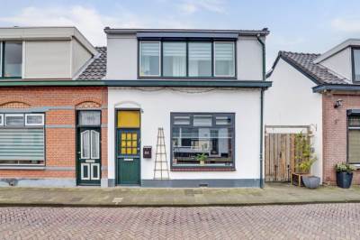 Woning Rijnweg 86 Monster