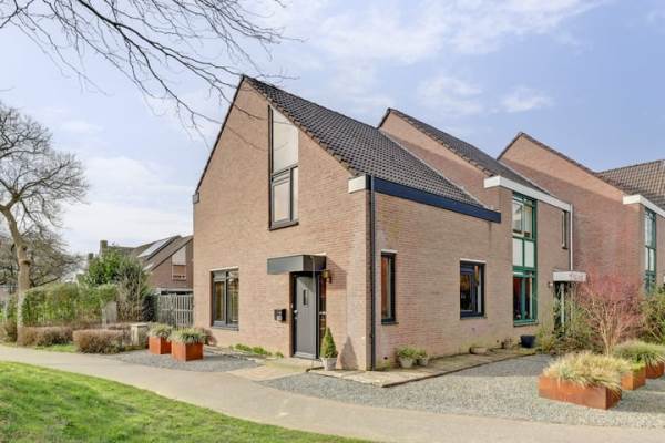 Woning Gentiaanhof 50 Roermond