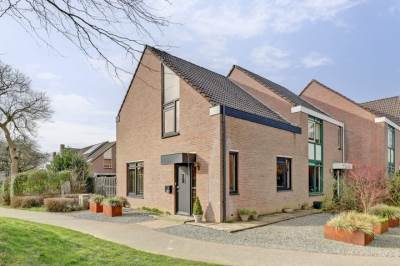 Woning Gentiaanhof 50 Roermond