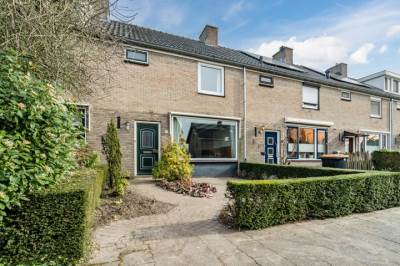 Woning Van Boetzelaerlaan 12 Leusden