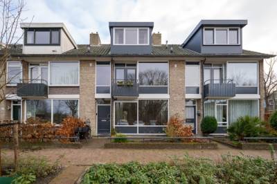 Woning Van der Helmlaan 6 Leiden