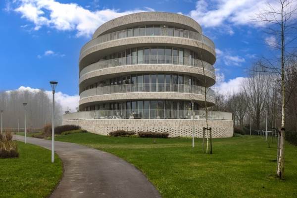 Woning Van der Duijn van Maasdamweg 716 Rotterdam