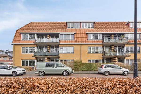 Woning Joan van Broekhuizenlaan 71 Amstelveen