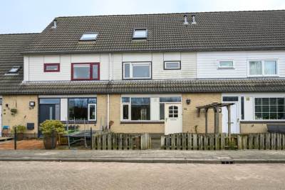 Woning Erik Satiestraat 12 Almere