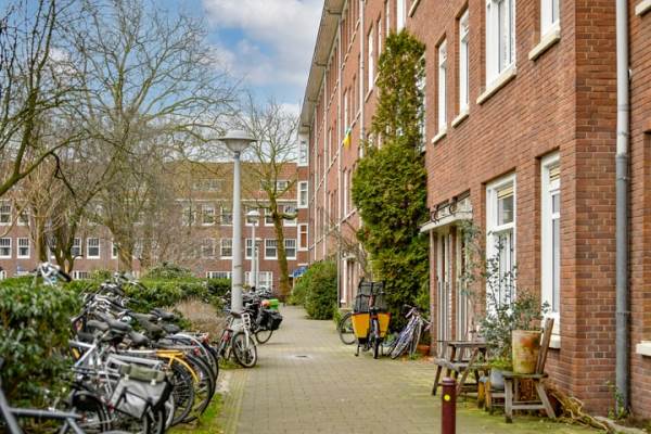 Woning Juliana van Stolbergstraat 402 Amsterdam