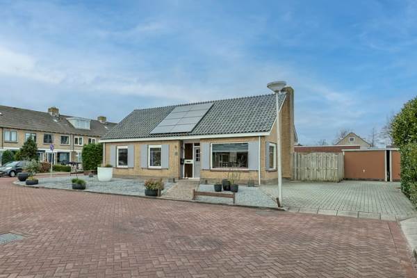 Woning Ambroziolaan 12 Nieuwveen