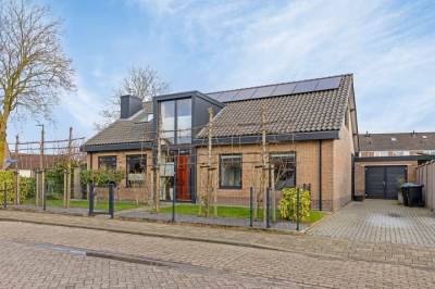 Woning Notaris van Aalstweg 12 Waardenburg