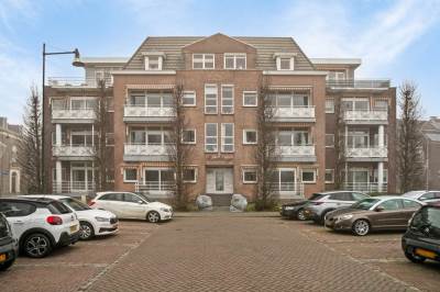 Woning Raadhuisplein 10 Dinteloord