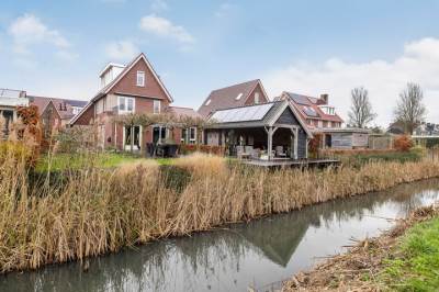 Woning Van der Weddenhof 7 Hendrik-Ido-Ambacht