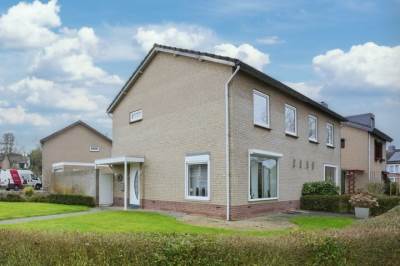 Woning Dr. Poelsstraat 17 Eys