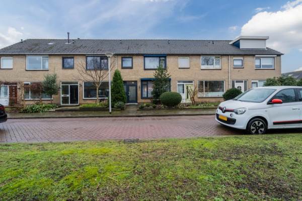 Woning Titus Brandsmastraat 6 Oud-Beijerland