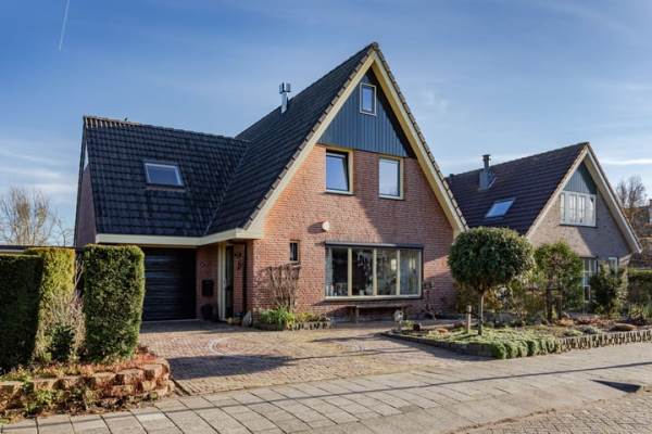 Woning Zwanebloem 4 Oudkarspel (Gem. Dijk en Waard)