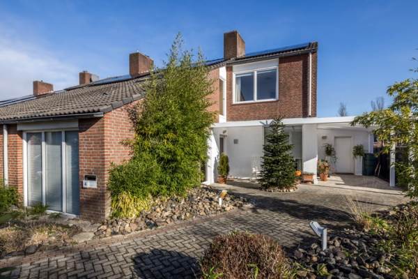 Woning Burg. Starmansstraat 4 Nuth