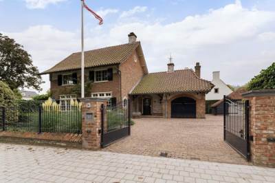 Woning van Brederodelaan 12 Waalwijk