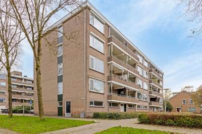 Woning J.J. van Deinselaan 380 Enschede