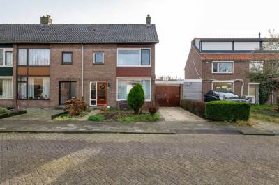 Woning Margrietstraat 16 Spijkenisse