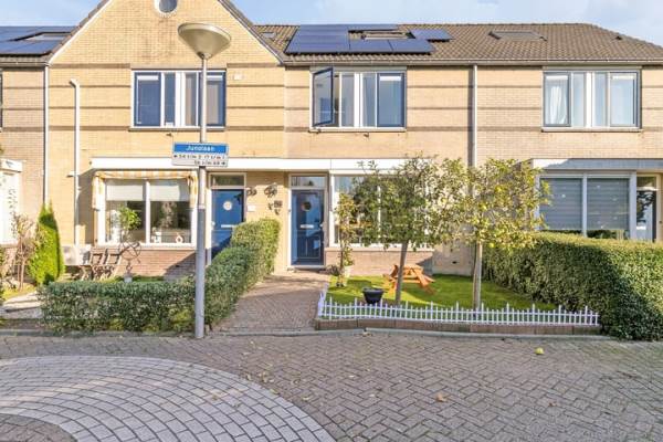 Woning Junolaan 54 Waddinxveen