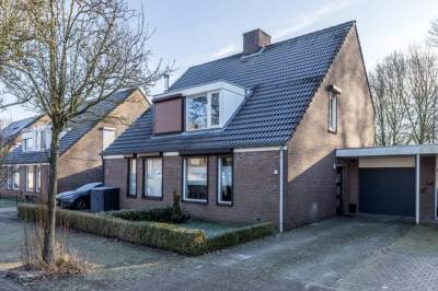 Woning Karel Peulenstraat 11 Oirsbeek