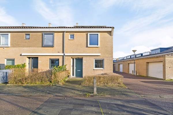 Woning Roosduinen 25 Hoofddorp