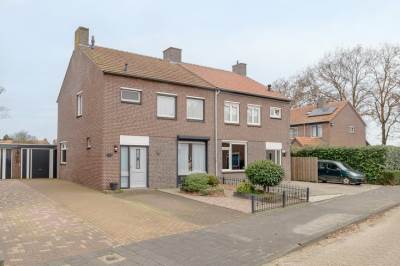 Woning van Broekhuizenstraat 4 Oostrum