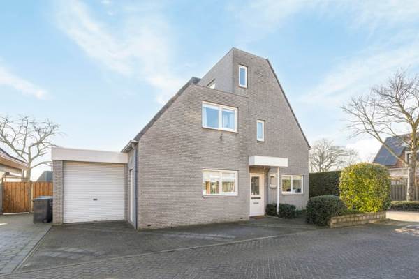 Woning Bovengroenewoudseweg 16 Bergen op Zoom