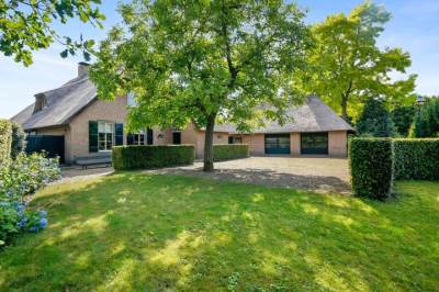 Woning Middenweg 2 Haren (NB)