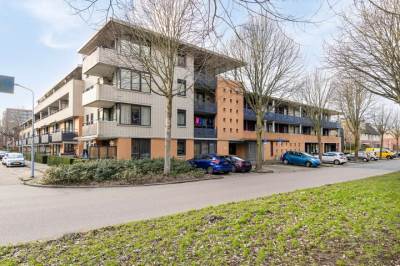 Woning Henriëtte Roland Holstlaan 85 Hoofddorp